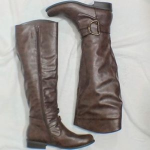 LAST CHANCE EUC Brown leather like Riding Boots